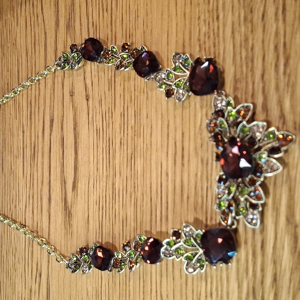 Stunning Gold & Red Floral Statement Necklace - Picture 4 of 7